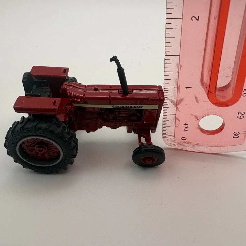 Ertl 1/64 Case International Harvester‎ Farm Toy Set Combine Tractor Loader Red